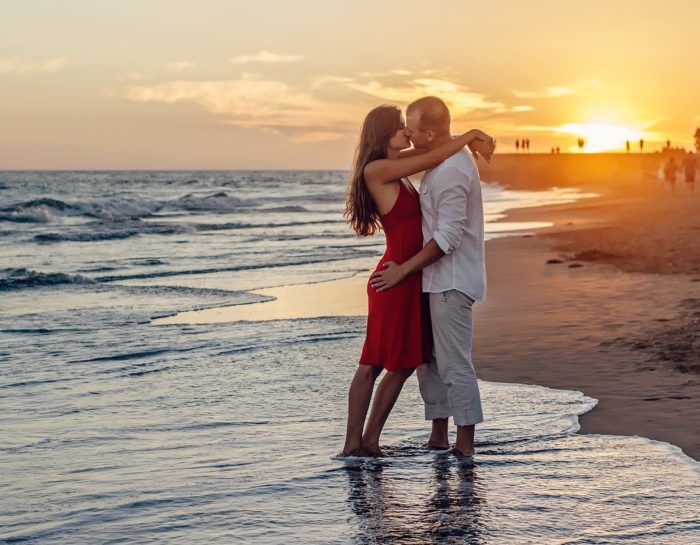 How to Plan the Perfect Romantic Getaway in an Adult Resort